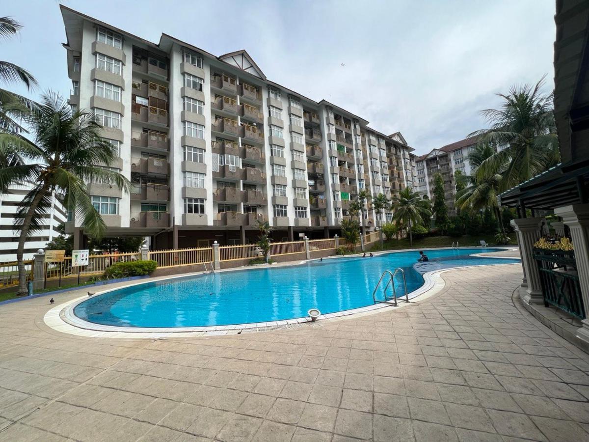 Hijauan Studio Unit @ Ocean View Resort Port Dickson Exterior photo